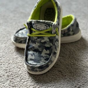 Hey Dude Wally Youth Camodino